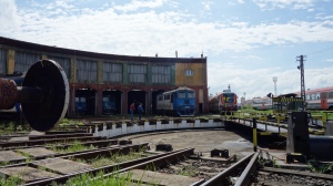 Working depot, working turntable