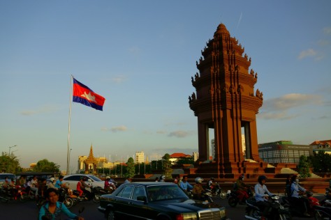 Phnom Penh independence monument